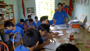 Đoàn xã Xuân Phong luôn quan tâm giáo dục chính trị, tư tưởng cho ĐV-TN.